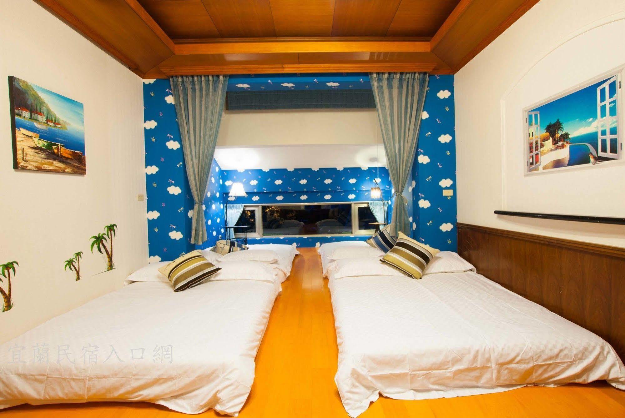 Yilan Pine Villa Homestay Лодун Экстерьер фото
