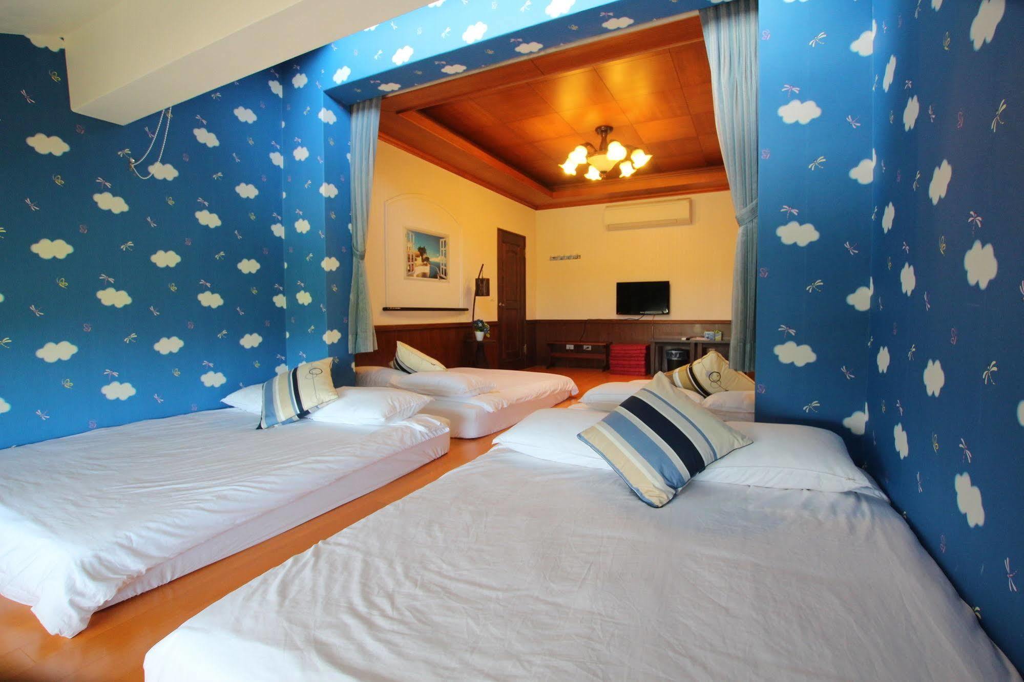 Yilan Pine Villa Homestay Лодун Экстерьер фото