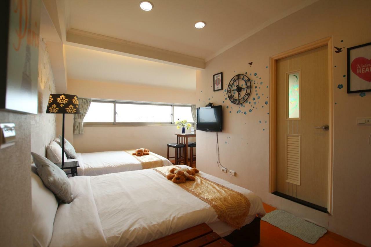 Yilan Pine Villa Homestay Лодун Экстерьер фото